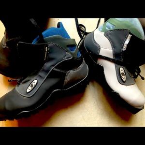Solomon cross country ski boots